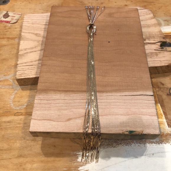 Adia Kibur metal knot necklace - Picture 3 of 3